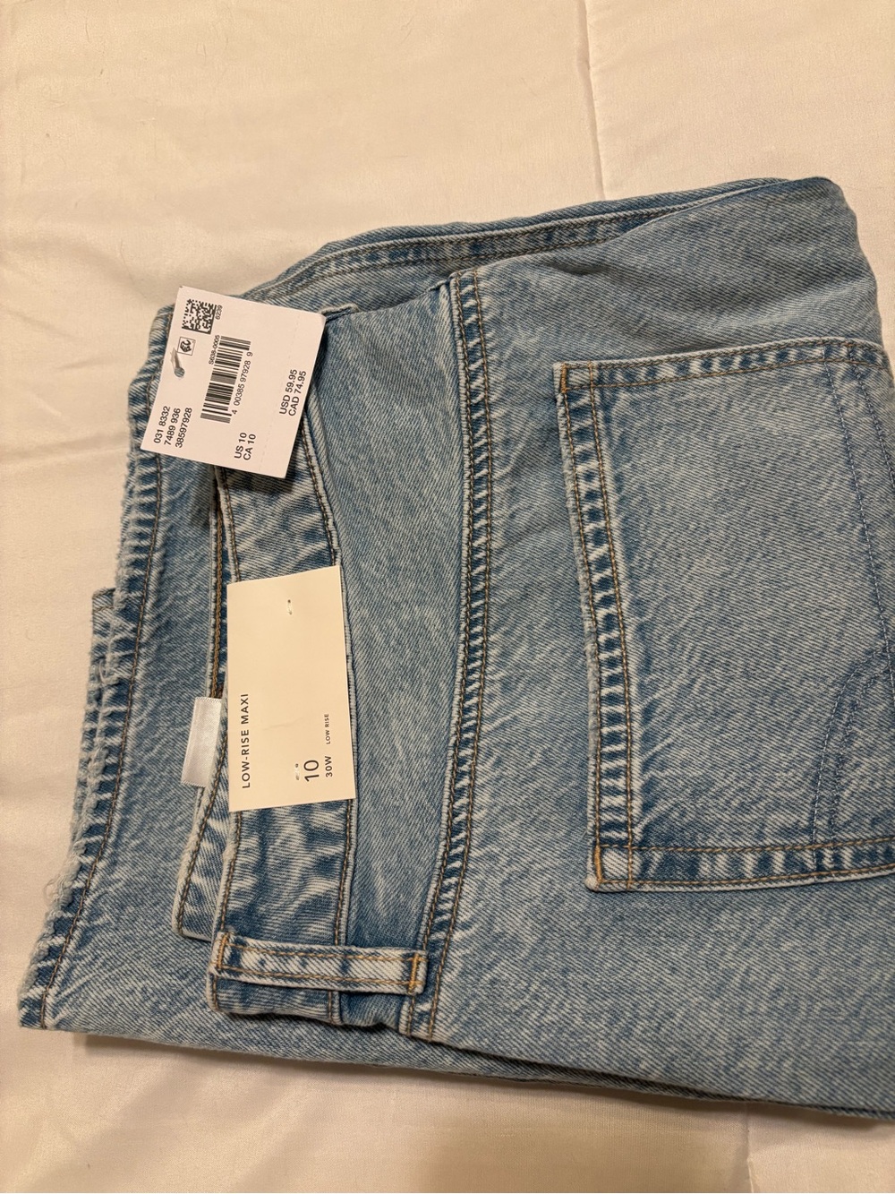 American Eagle Outfitters Light Blue Straight Leg Jeans with Center Front Slit - Picture 3 of 4